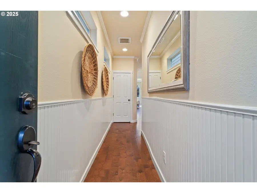 17515 SW Vanguard Ln, Beaverton, OR 97007 - Image #3