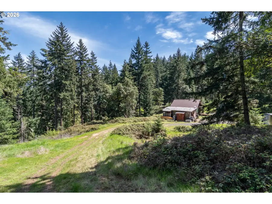 982 Brumbach Rd, Roseburg, OR 97470 - #3