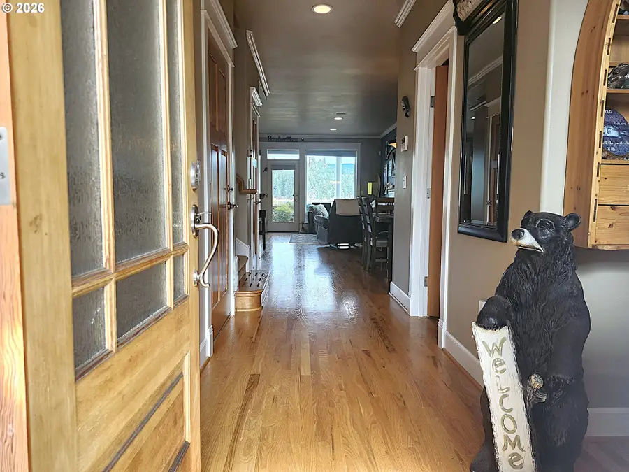 1449 60th Ave, Sweet Home, OR 97386 - #3