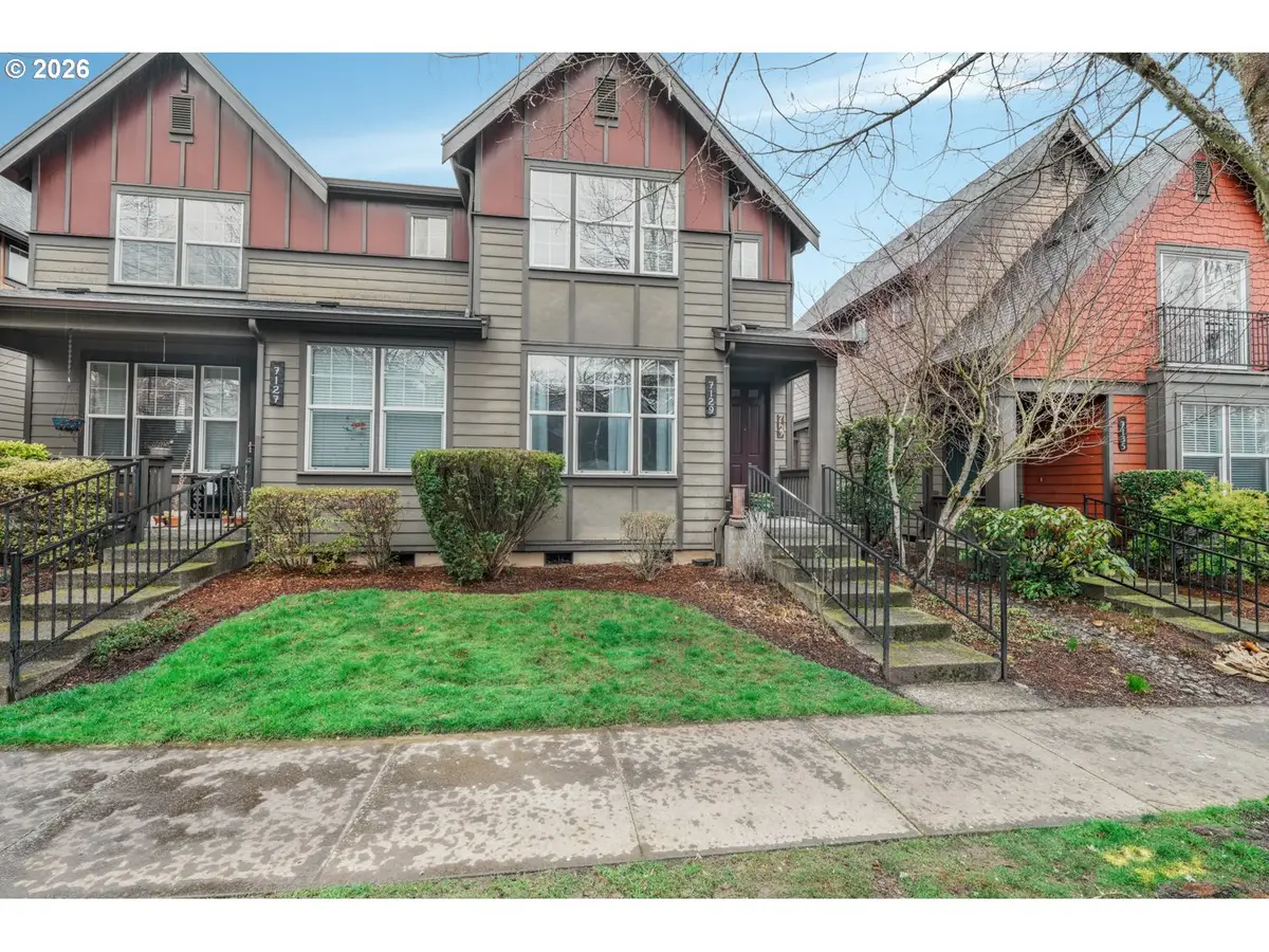 7129 NE Stonewater St, Hillsboro, OR 97124 - #1