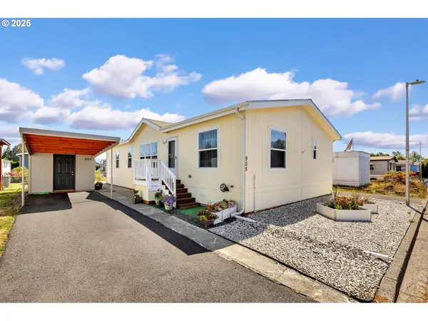 300 SW 7th Ave #905, BattleGround, WA 98604