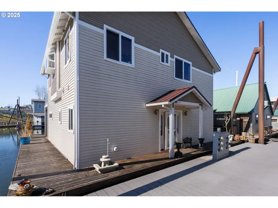 18989 NE Marine Dr #44, Portland, OR 97230 - #3