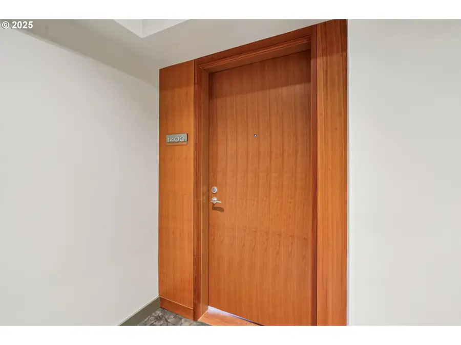 841 S Gaines St #1400, Portland, OR 97239 - #3