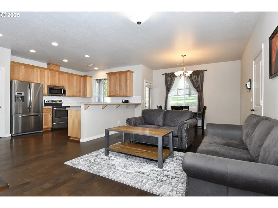 598 NE Shafford St, Estacada, OR 97023 - Image #3