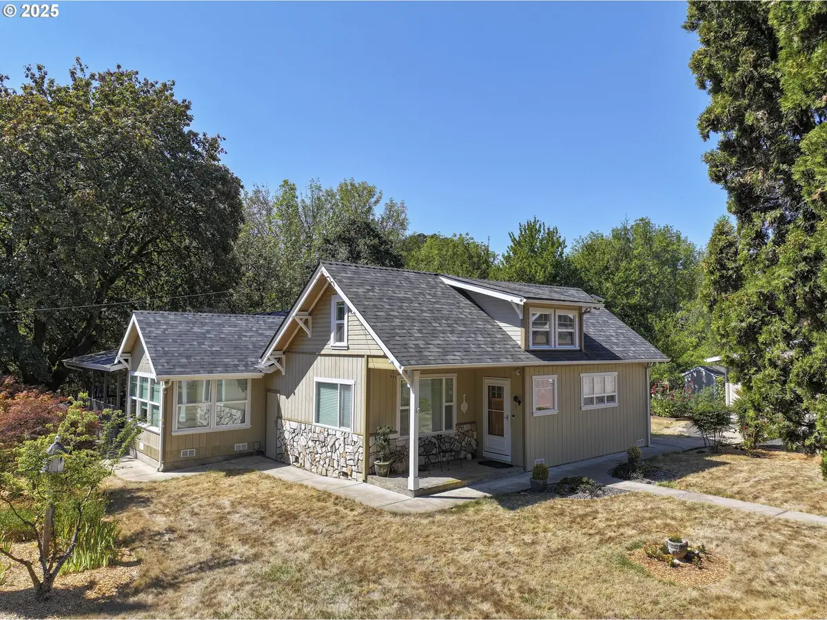 8205 SW Broadmead Rd, Amity, OR 97101 - Image #1