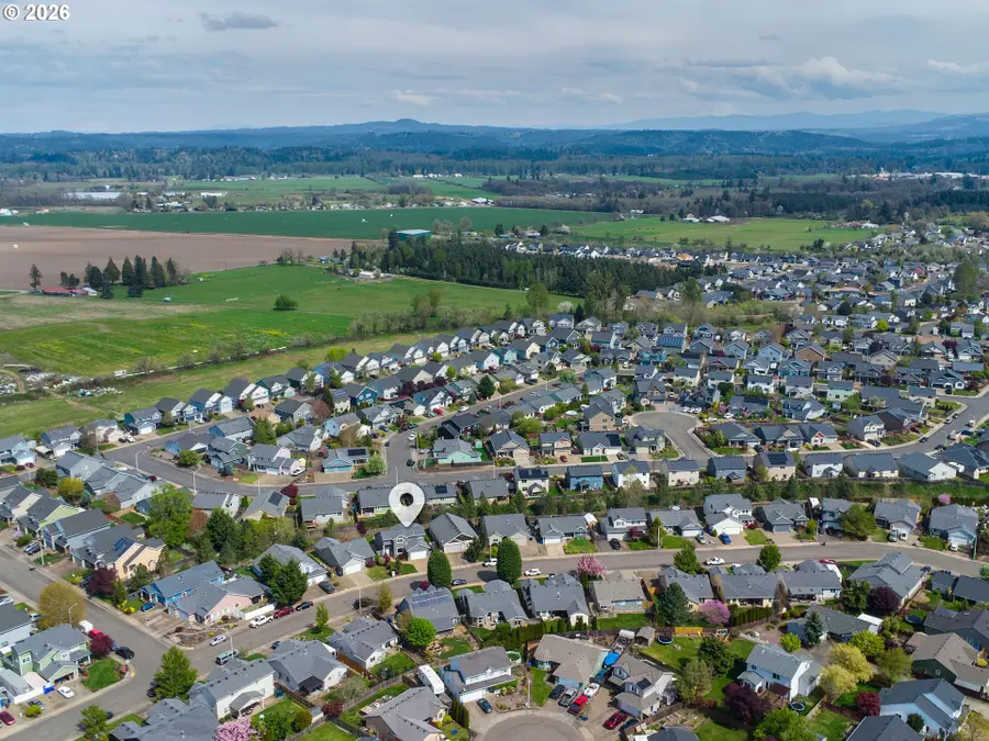 845 Meadow Dr, Molalla, OR 97038 - #3