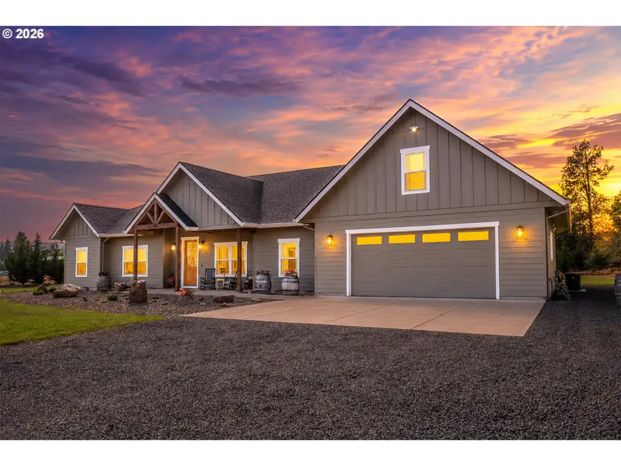 24883 Suttle Rd, Elmira, OR 97437 - #2