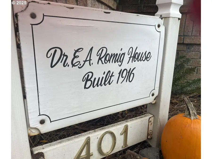 401 S College St, Newberg, OR 97132 - Image #3