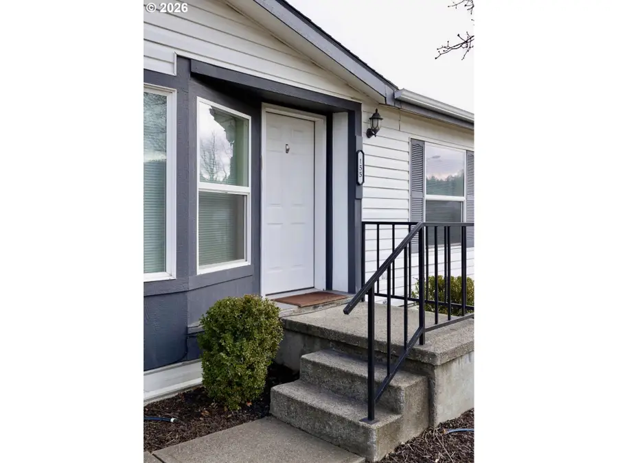 155 S 20th Ave, Elgin, OR 97827 - Image #2