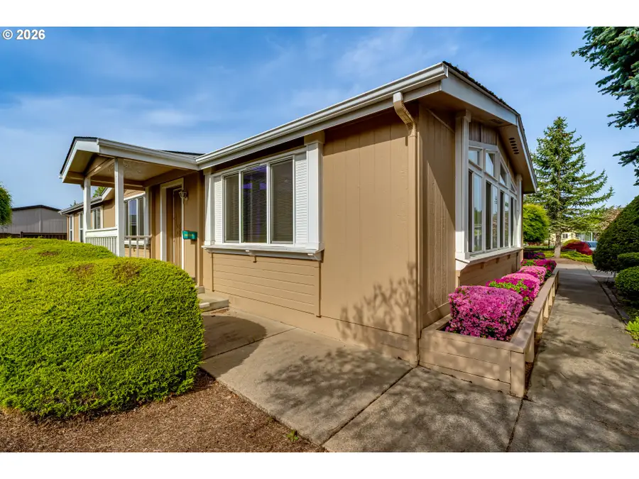 5320 Burke St, Eugene, OR 97402 - #2