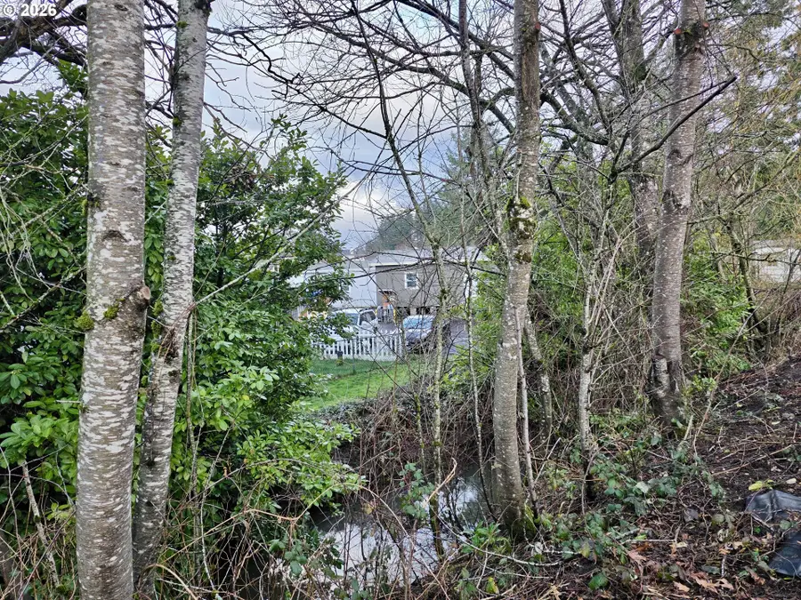 2980 NE Division St, Gresham, OR 97030 - #3