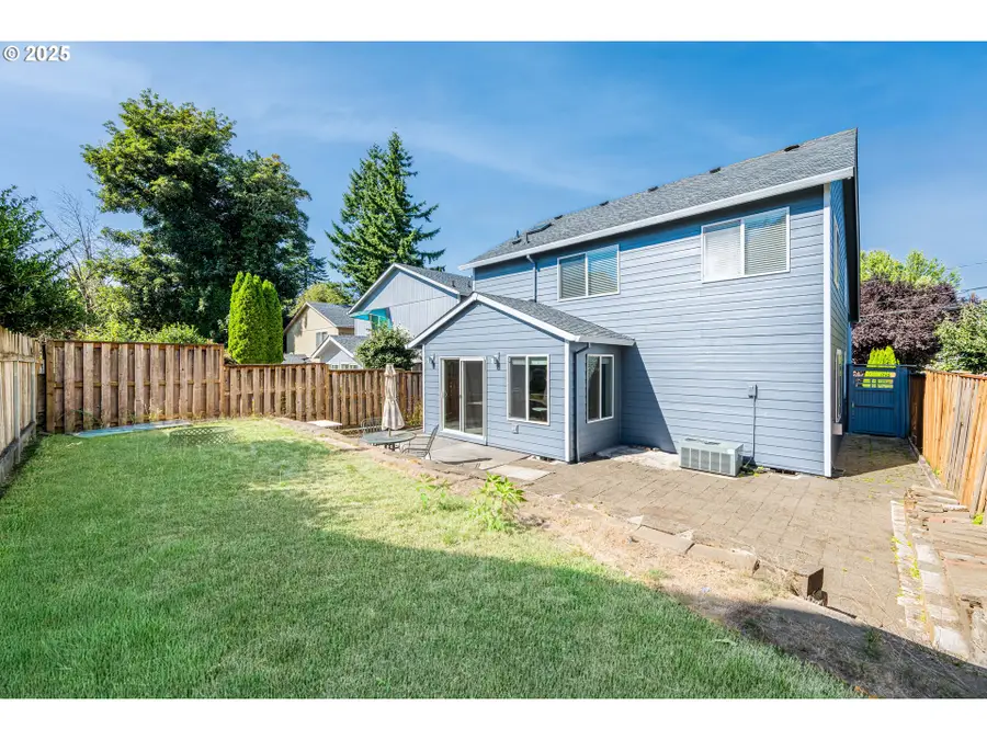 9132 SE Clinton St, Portland, OR 97266 - Image #2