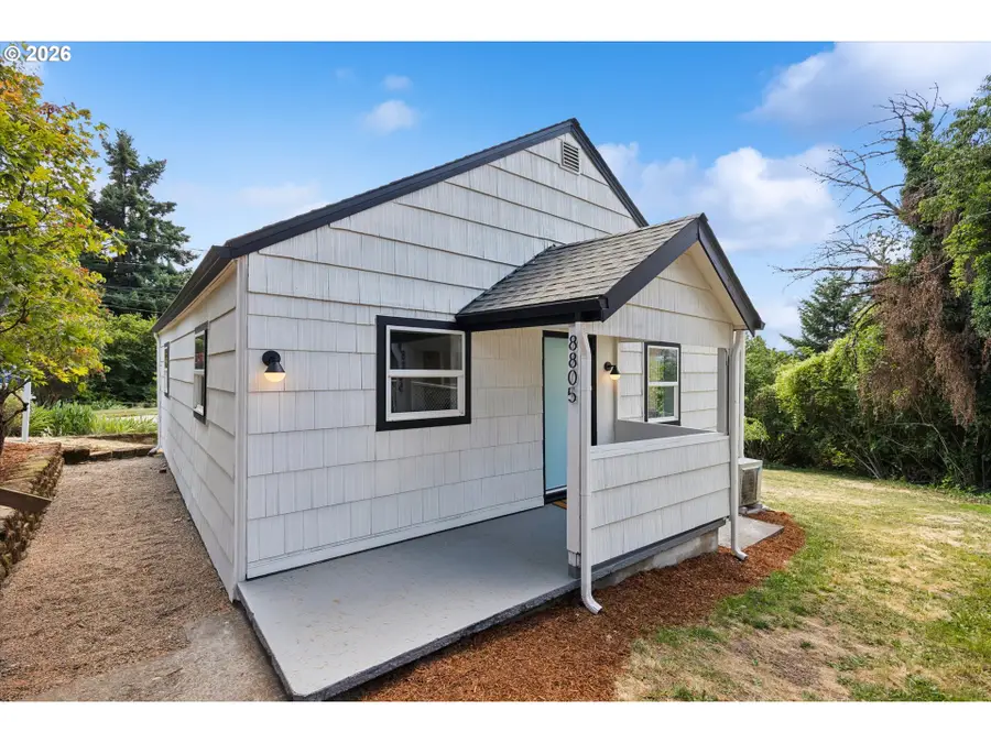 8805 SE 28th Ave, Milwaukie, OR 97222 - #2