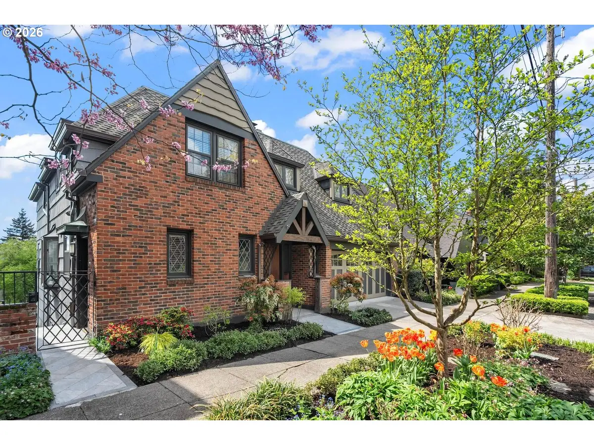 2744 NE Alameda St, Portland, OR 97212 - #1