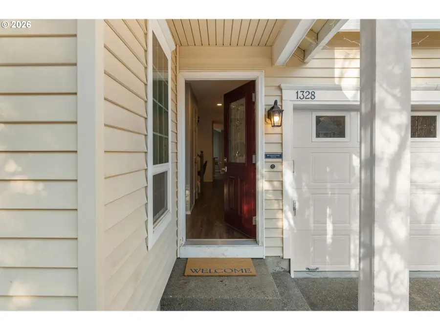 1328 NE Parkside Dr, Hillsboro, OR 97124 - Image #3