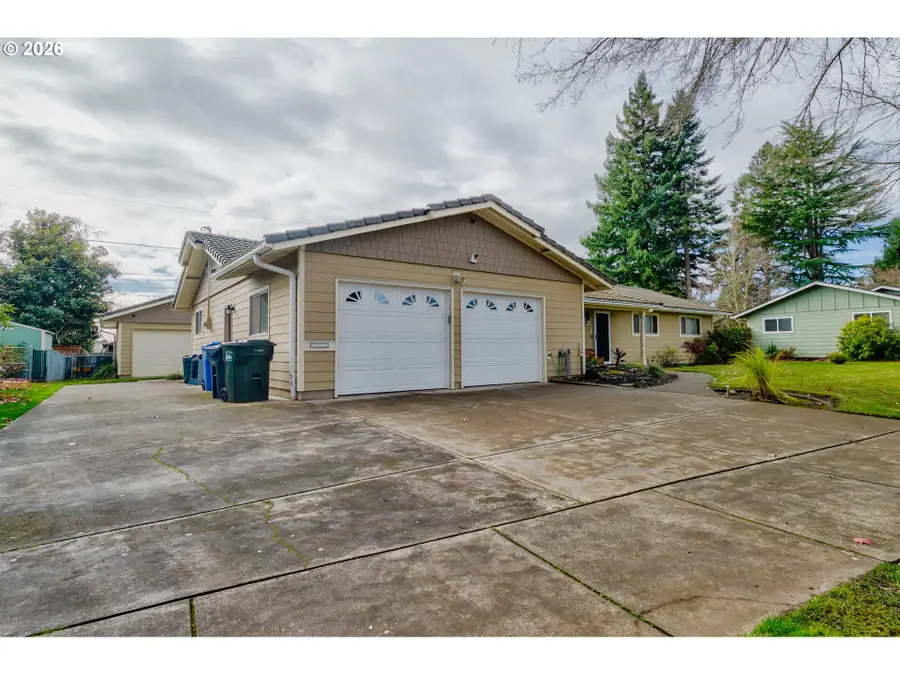 4290 Ivory Way Ne, Salem, OR 97305 - Image #2