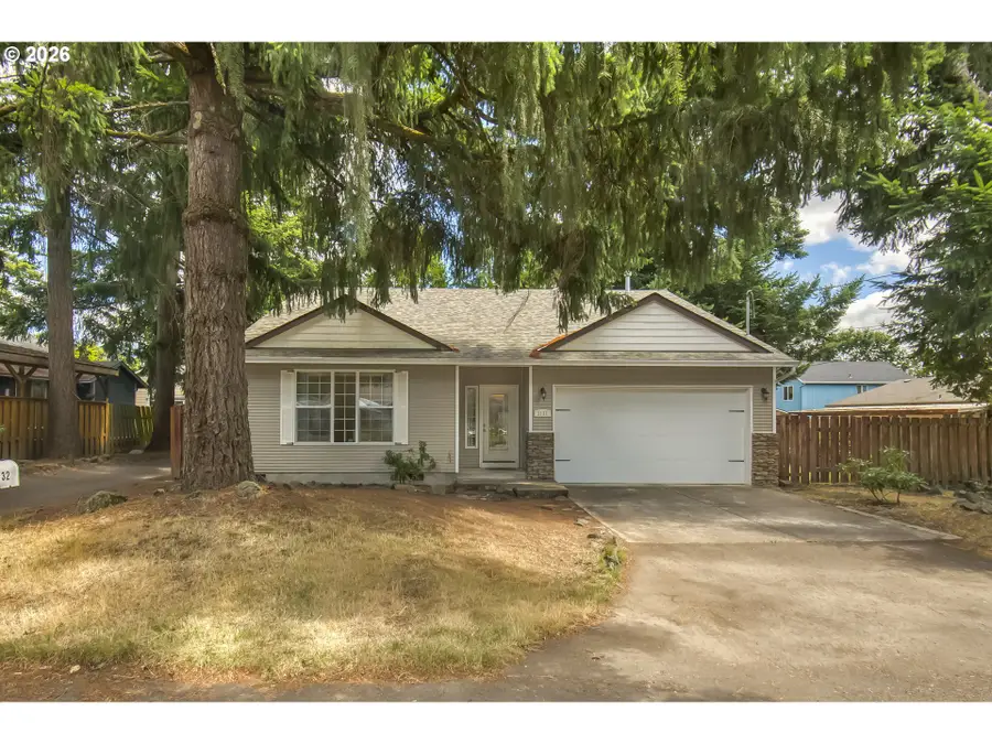 2132 SE 143rd Ave, Portland, OR 97233 - #2
