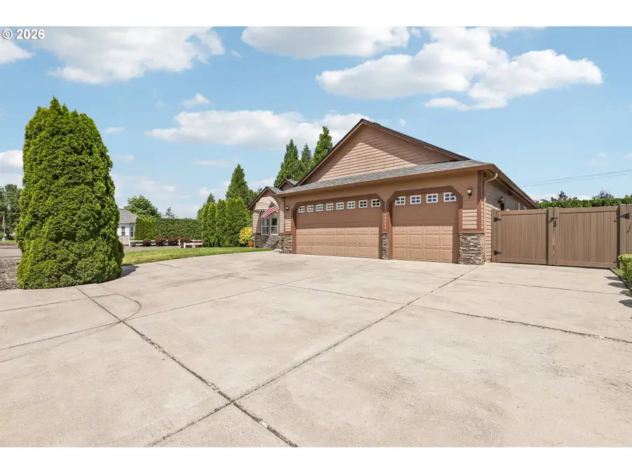 10404 NE 198th St, Meadow Glade, WA 98604 - #2