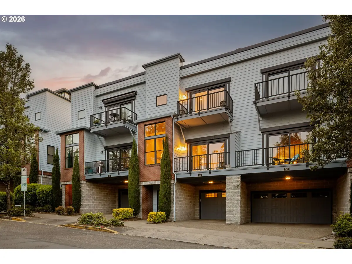 635 NW 24th Ave #6-2, Portland, OR 97210 - #1
