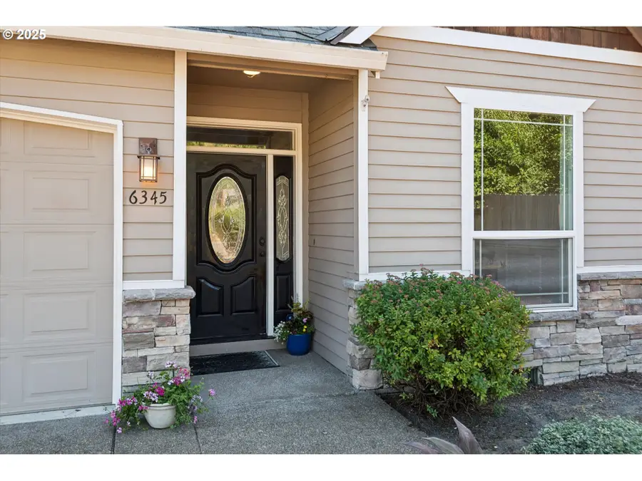 6345 Caufield St, Northwest Clackamas, OR 97068 - Image #3