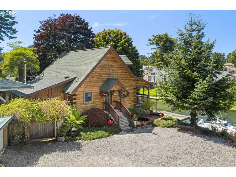 130 Hilltop Dr, Lakeside, OR 97449 - #3