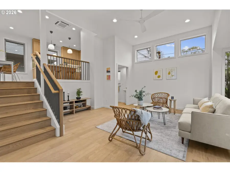 5357 SE Stark St, Portland, OR 97215 - #2