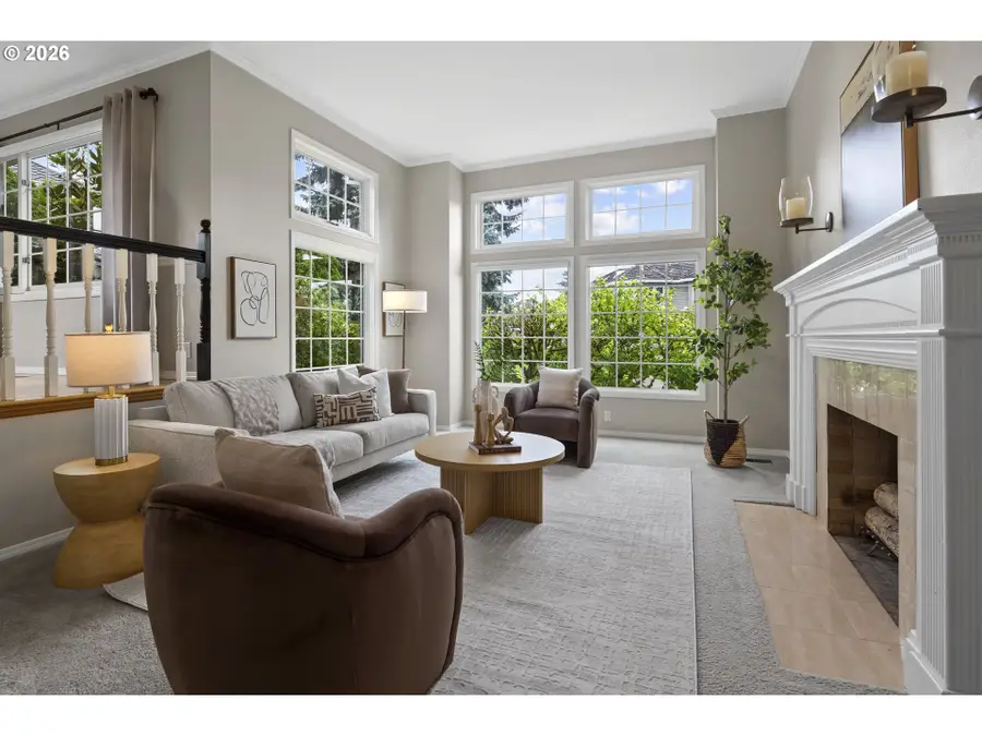 2104 Club House Dr, Northwest Clackamas, OR 97068 - #3