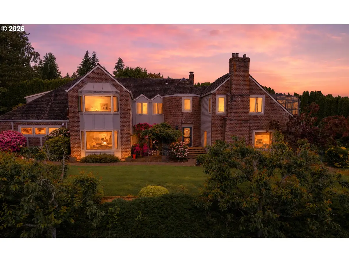 12255 SW Duchilly Ct, Tigard, OR 97224 - #1