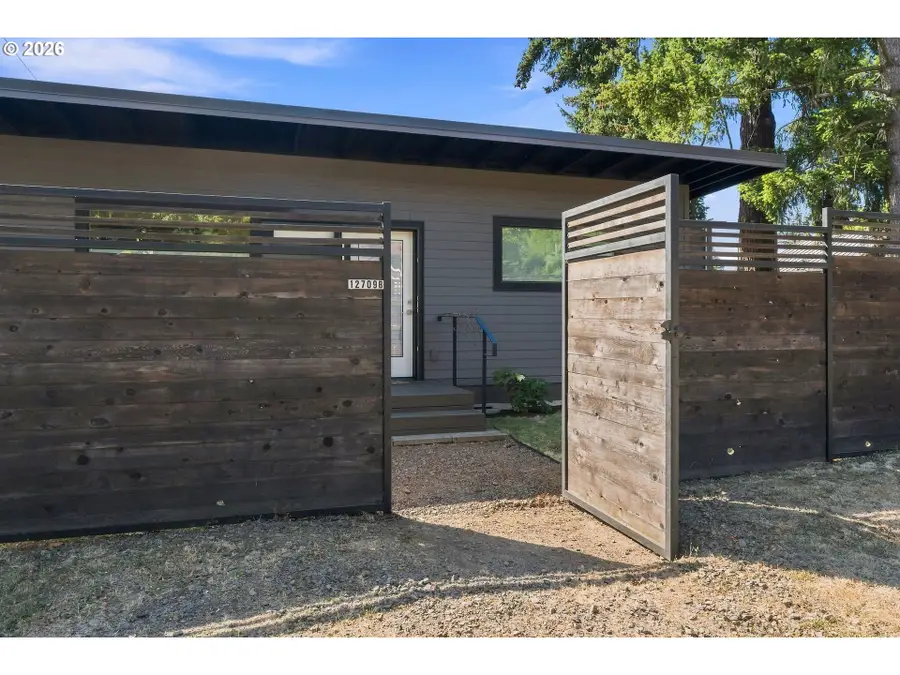 12709 SE Ramona St, Portland, OR 97236 - #2