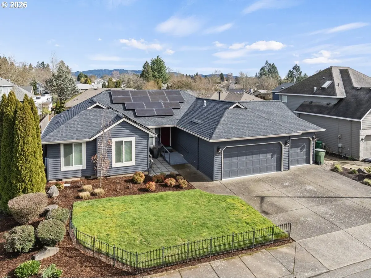 2010 N Nugget Ln, Newberg, OR 97132 - #1