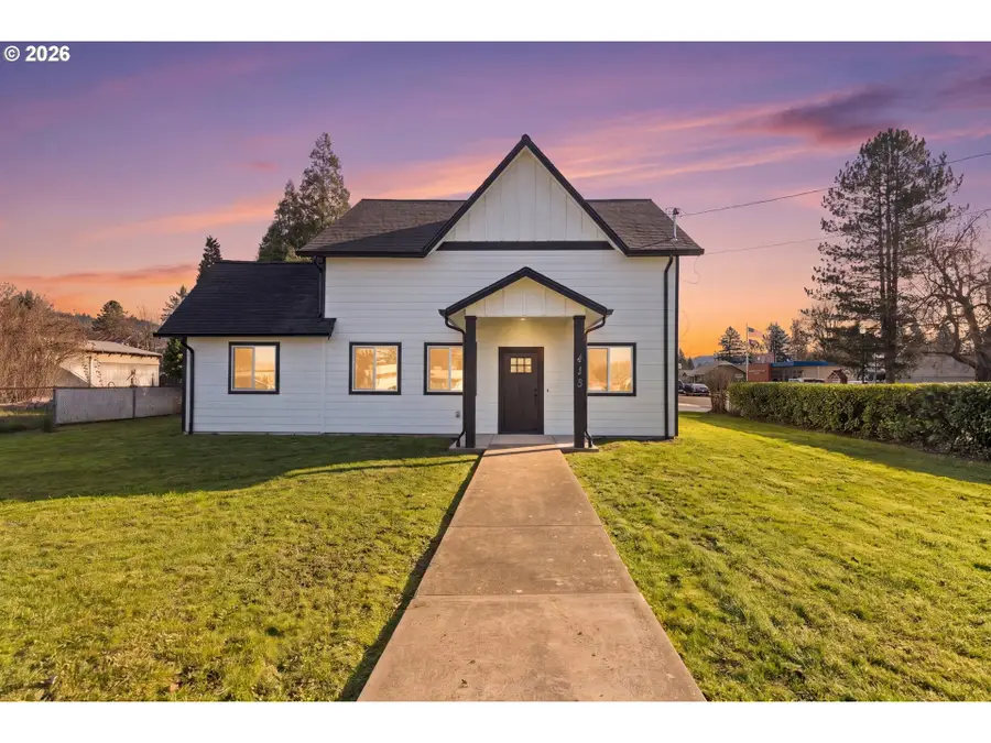 413 S Trade St, Amity, OR 97101 - #2