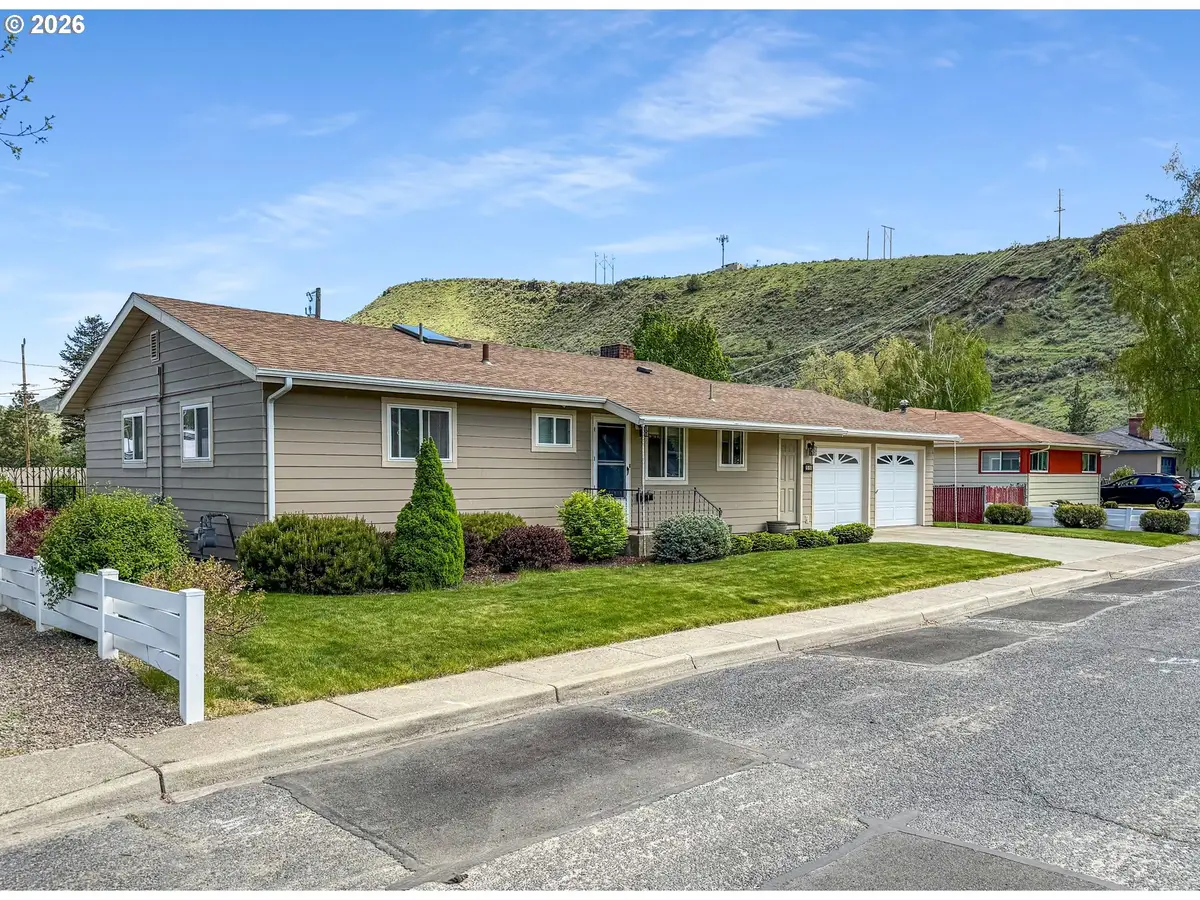 1590 Ash St, Baker City, OR 97814 - #1
