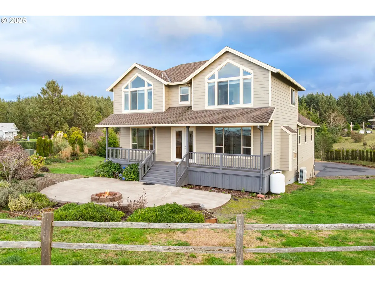 4955 Bourbon Pl W, Tillamook, OR 97141 - Image #1