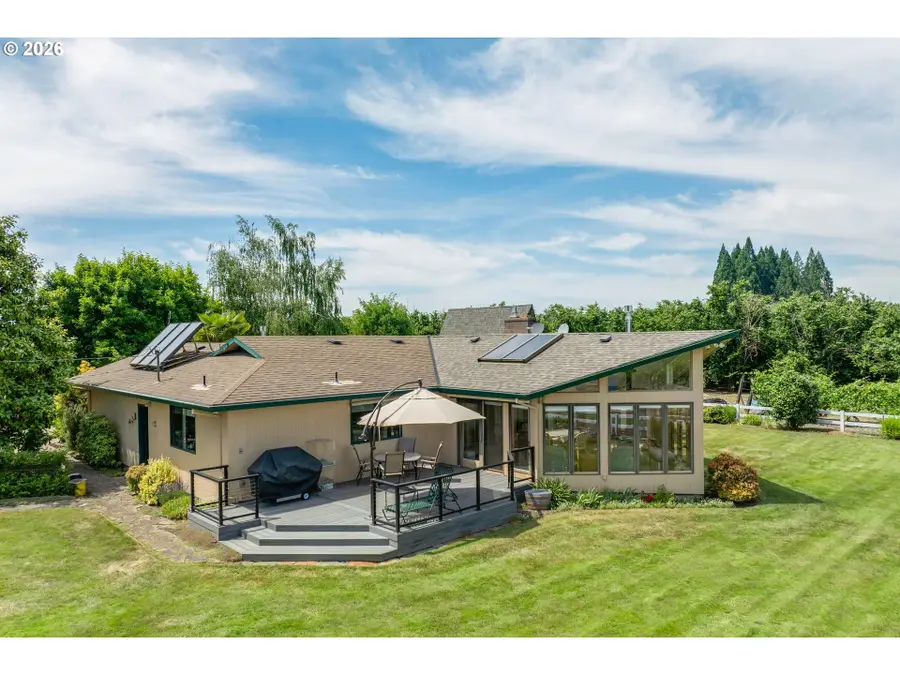 30248 S Barlow Rd, Hubbard, OR 97032 - #3