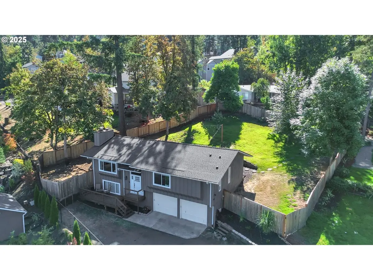 745 S 71st St, Springfield, OR 97478 - Image #1