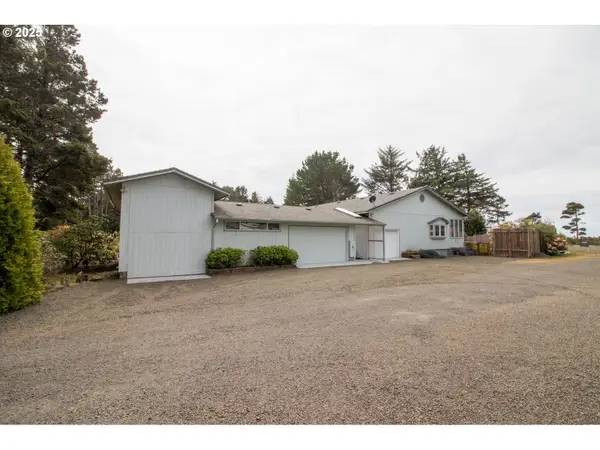 87830 Terrace View Dr, Florence, OR 97439