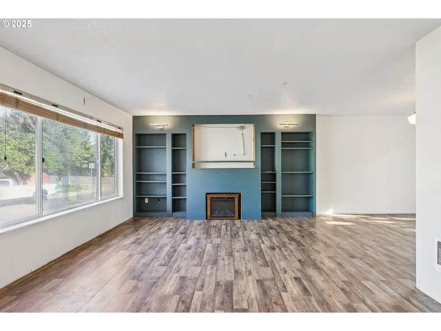 52866 NE 2nd St, Scappoose, OR 97056 - Image #3