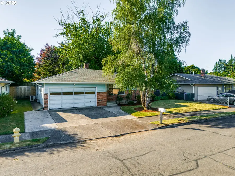 1230 SE 214th Ave, Gresham, OR 97030 - #2