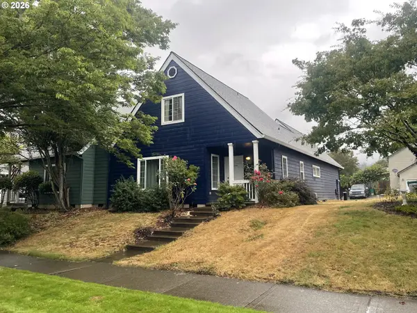 729 E Foothills Dr, Newberg, OR 97132