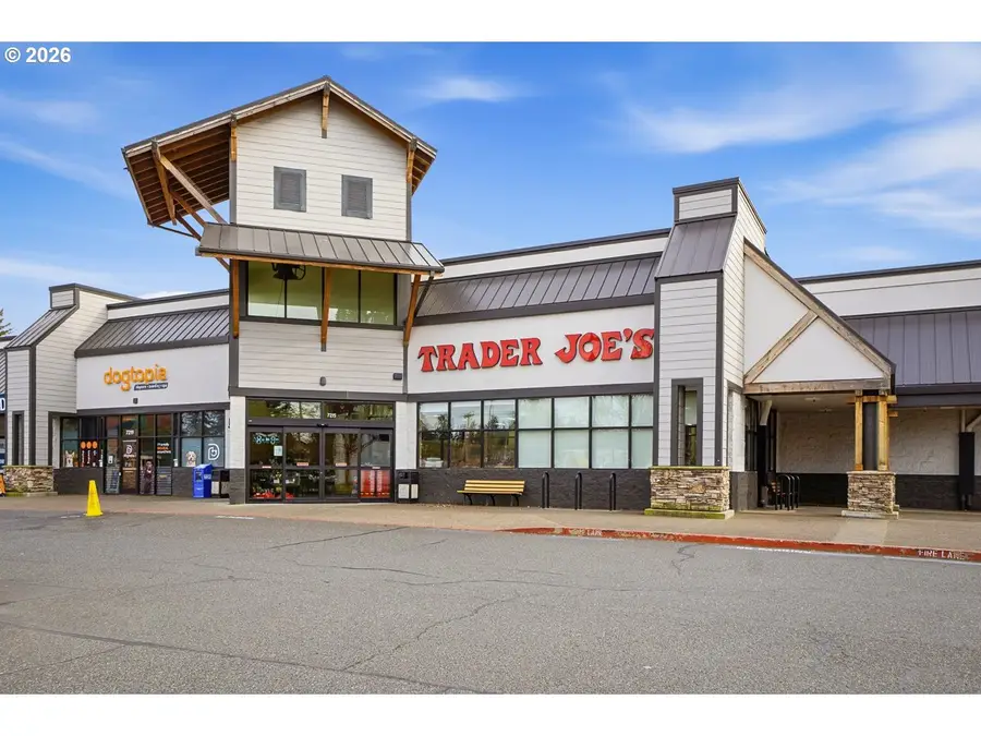 7080 SW Royal Oak Ct, Portland, OR 97223 - Image #2