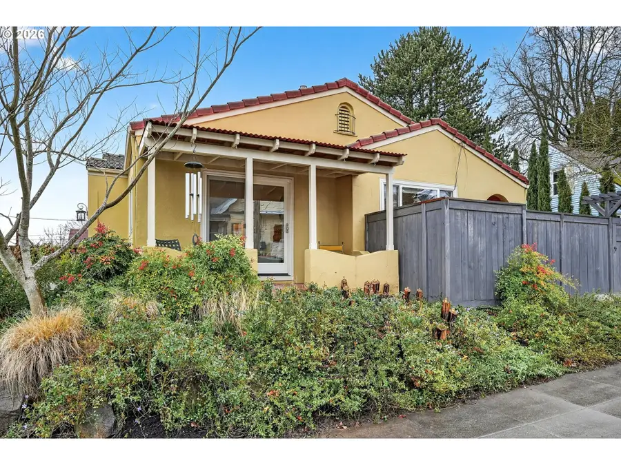 728 SE 55th Ave, Portland, OR 97215 - #3
