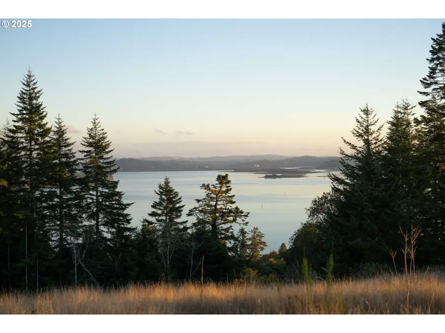 Fiddleback Rd #3700, Glasgow, OR 97459 - Image #2