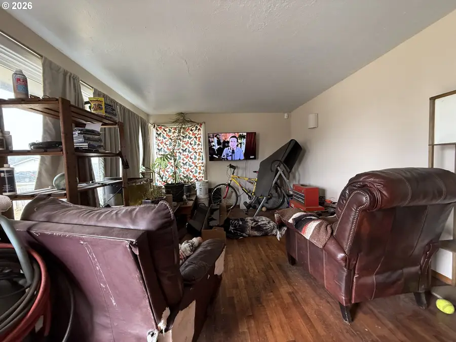 1202 Iris St, Brookings, OR 97415 - #2
