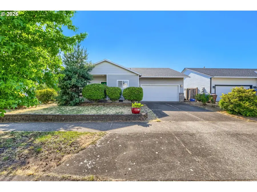 710 Mary Dr, Molalla, OR 97038 - #2