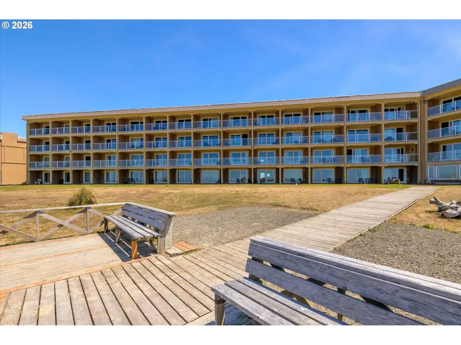 88416 1st Ave, Florence, OR 97439 - #2