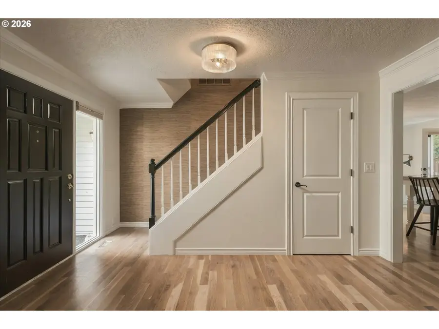 876 Sunny Hill Dr, Lake Oswego, OR 97034 - #3