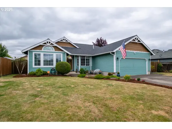 842 29th Ave, SweetHome, OR 97386