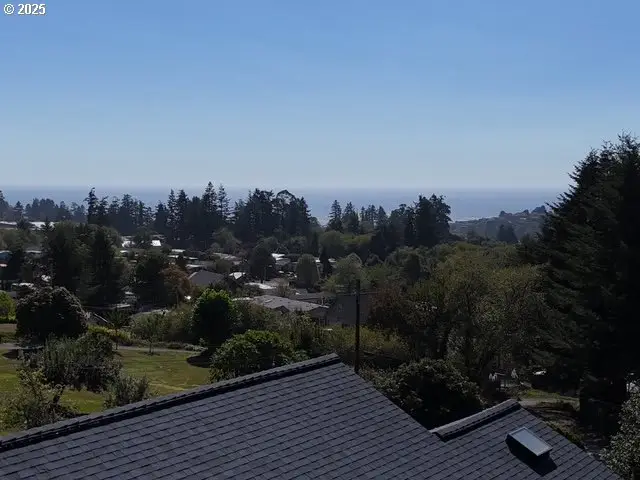 97923 Payne Rd, Brookings, OR 97415 - Image #2