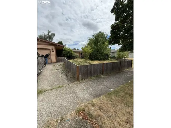 3323 B St, ForestGrove, OR 97116