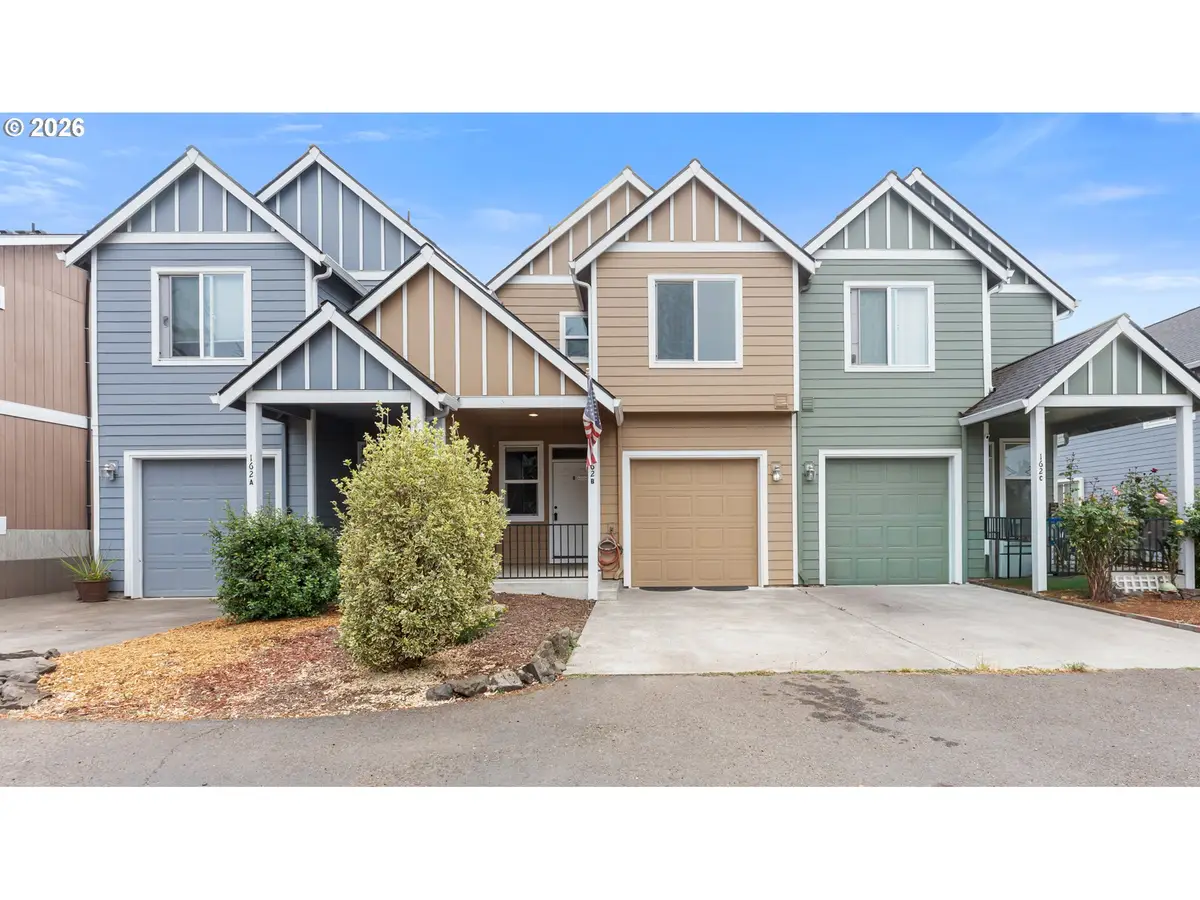 162 Fenton Ave, Molalla, OR 97038 - #1